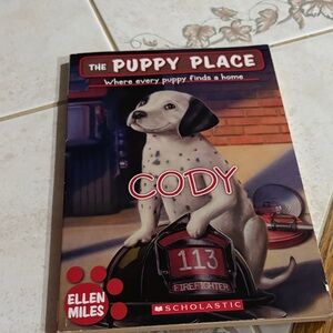 Scholastic Puppy Place: Cody — White and Black Puppy Cover
